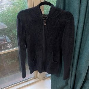 Barefoot dreams Bamboo CozyChic Lite zip hooded jacket size medium. Black